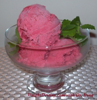 Raspberry Ice Cream_Low GI Recipes.Healthy desserts.Wellness coaching Boston MA