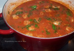 Meatballs low fat no carbs in Tomato Sauce_Low GI recipes_easy to make entrees