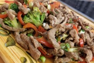 Pork-with-brokkoli-red-peppers-Wok-chineese-style
